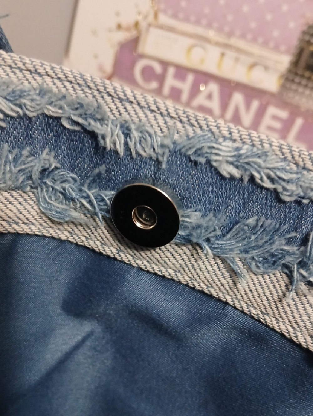 New! Striped Blue Denim Frayed Tote Bag - NWT - Picture 5 of 10